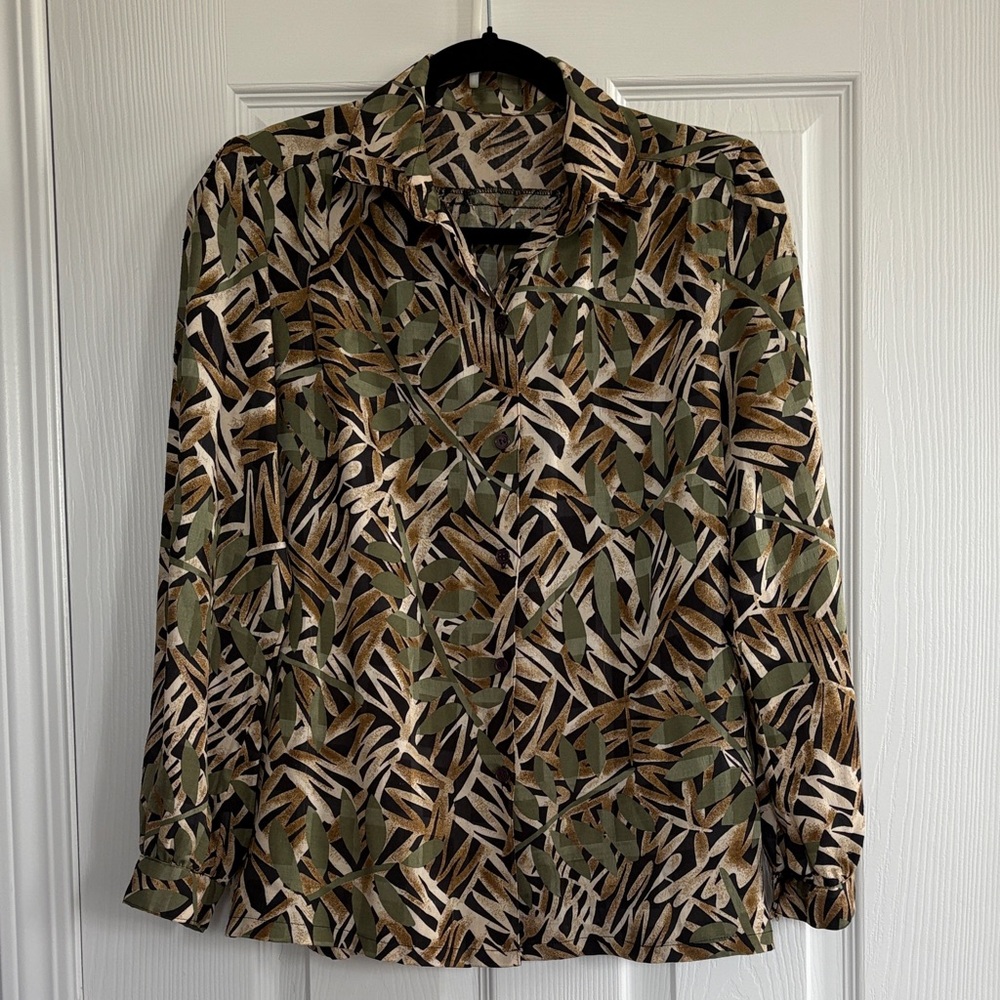 Leaf Patterned Button Down Shirt